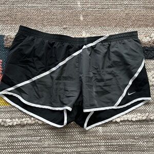 Nike Women's Black/Gray Dri-Fit Shorts Size XL